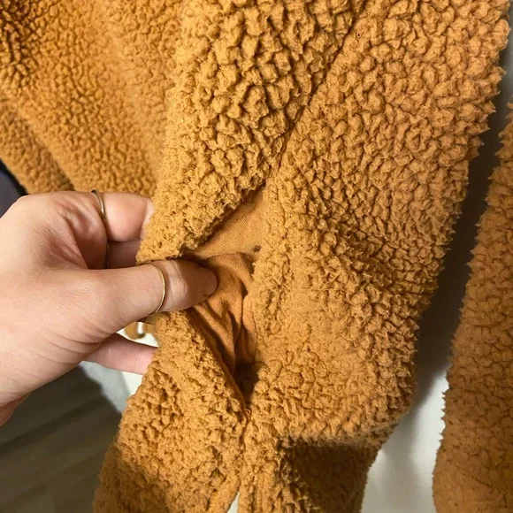Aerie Warm Tan Pullover - Picture 3 of 5